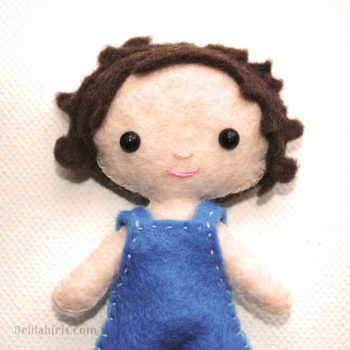 mini felt doll pattern