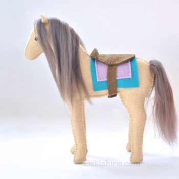 Felt Horse Pattern