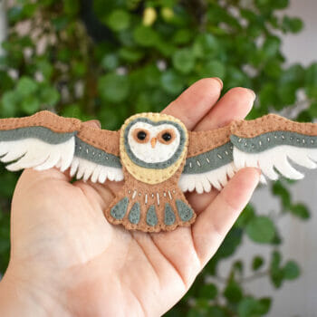flying felt owl ornament pattern